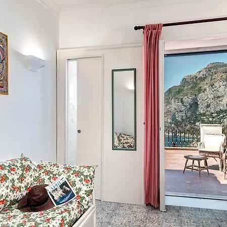 Villa Goldfinger
